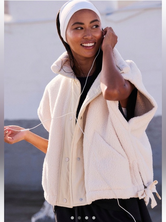 FP Movement by Free People Jackets & Blazers - NWT FP Movement By Free People Scout it Out Fleece Vest in Birch Tree Size Small